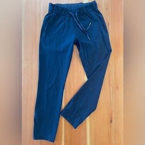 Lululemon On The Fly pant